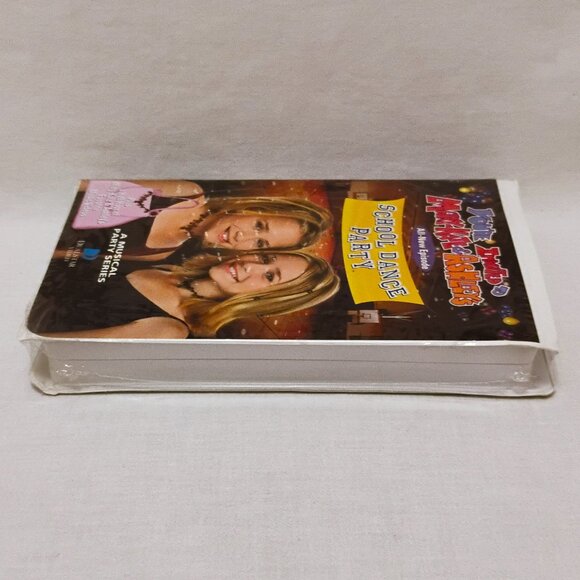 Mary Kate & Ashley's School Dance Party VHS w/Music Videos NEW/Sealed HTF - Picture 4 of 4